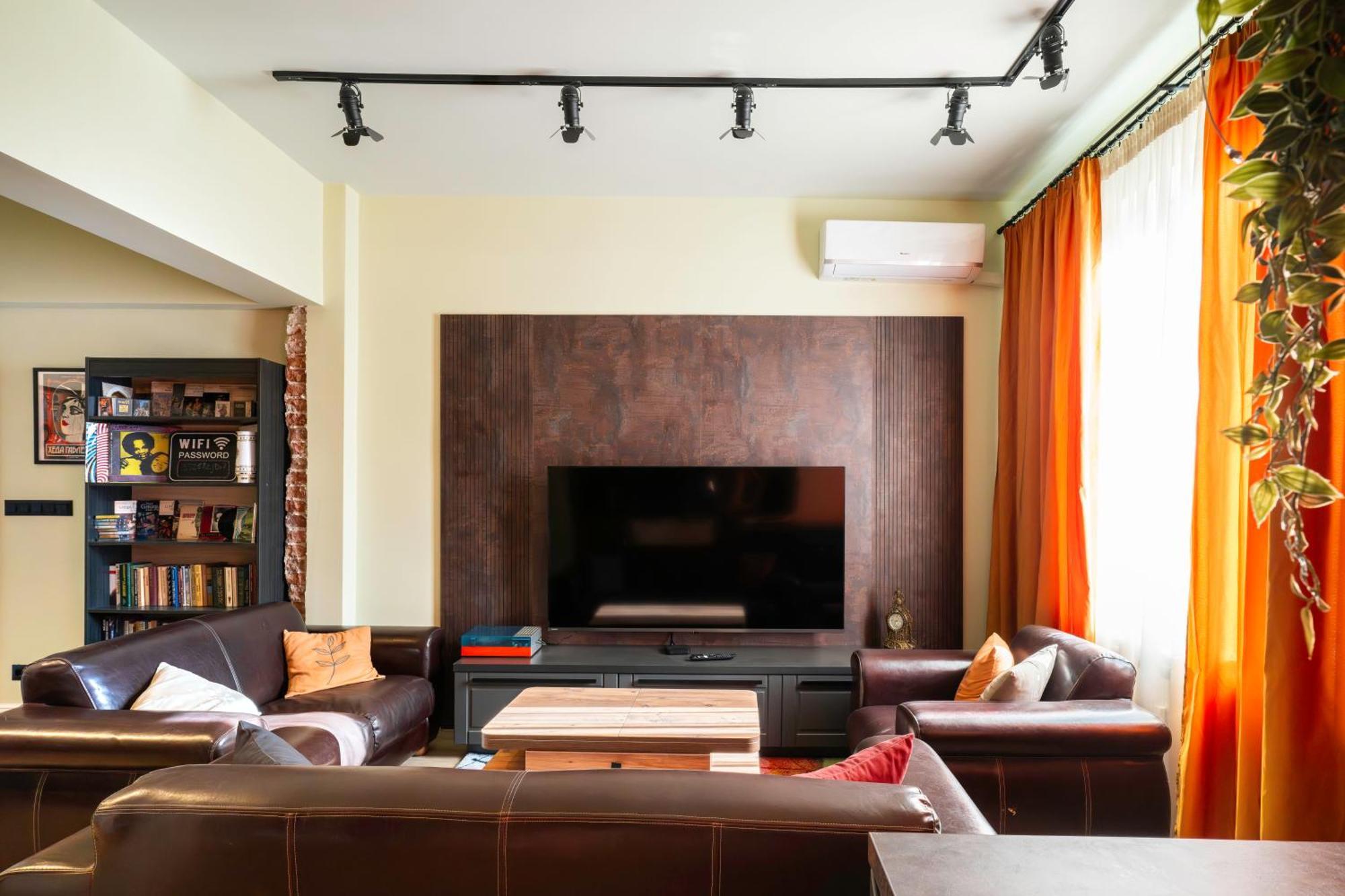 Urban Charm & Comfort - Chic 2Bd In Prime Location By Flat Mаnager 소피아 외부 사진